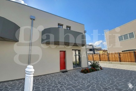 Foto Villa bifamiliare in Via BRONDOLO - VIA A.CONTARINI 00, Chioggia