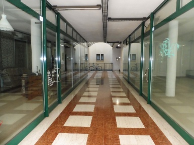 Foto Ufficio in Via G. Zanella 3/A, Thiene Centro di 150 m² con 2 locali