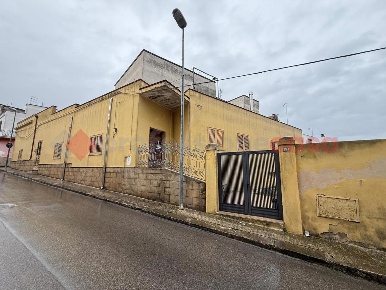 Foto Casa indipendente in Via Oria 9, San Marzano di San Giuseppe di 120 m²