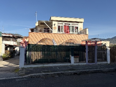 Foto Casa indipendente in Via BRUNELLESCHI 21, Terracina di 75 m²