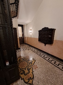 Foto Appartamento in VIA XX SETTEMBRE 58, Torino Via Roma di 75 m²