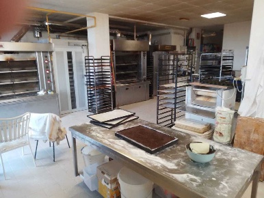 Foto Attività commerciale a Offida con 3 locali in affitto