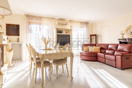 Foto Appartamento in Via Nicola Consiglio  4/D, Bisceglie di 110 m²