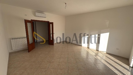 Foto Ufficio in Via Michele Ruta 62, Caserta Via Ruggiero di 25 m²