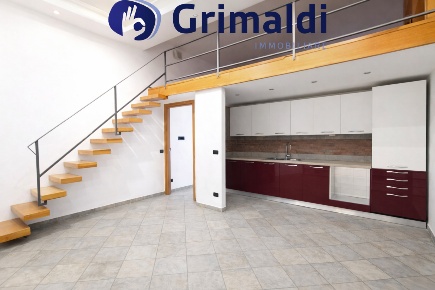 Foto Appartamento in Via Dante Alighieri, Pozzuoli Anfiteatro di 70 m²