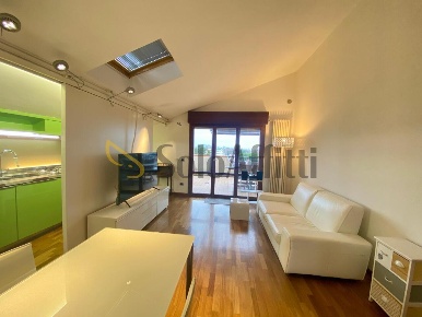 Foto Attico in Via Sebastiano Vanzi 18, Rimini di 50 m² con 2 locali