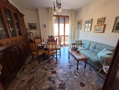 Foto Appartamento a Pontedera Oltrera di 130 m² con 5 locali in vendita