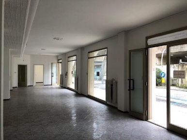 Foto Ufficio a Pisa Semicentro di 160 m² con 1 locali in affitto