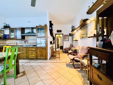 Foto Appartamento a Pietrasanta di 70 m² con 4 locali in affitto