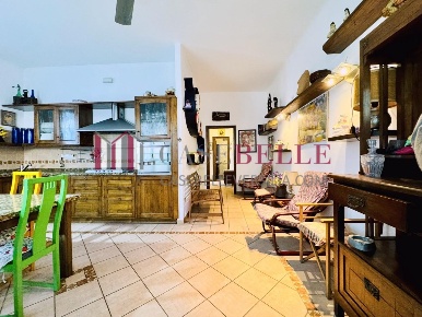 Foto Appartamento a Pietrasanta di 70 m² con 4 locali in affitto