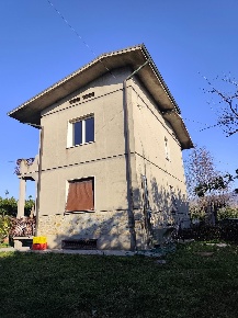 Foto Villa unifamiliare a Lucca San Pietro a Vico - San Cassiano di 150 m²