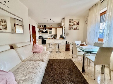 Foto Appartamento a Colle di Val d'Elsa Colle Bassa, Via Gramsci di 65 m²