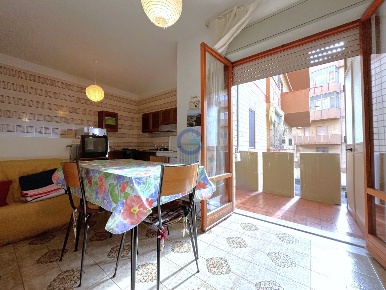 Foto Appartamento in Viale Crotone 6, Catanzaro Catanzaro Lido di 80 m²