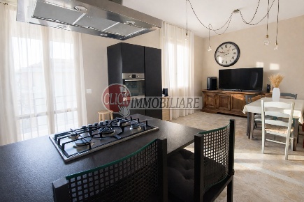 Foto Appartamento a Borgo San Lorenzo Centro di 100 m² con 5 locali