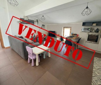 Foto Appartamento in Via Piave 91, Maniago Centro di 103 m² con 4 locali