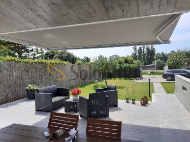Foto Villa unifamiliare in Via Terracina, San Felice Circeo Centro di 80 m²