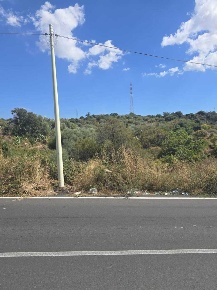 Foto Terreno agricolo in Via Luigi Pirandello, Camporotondo Etneo