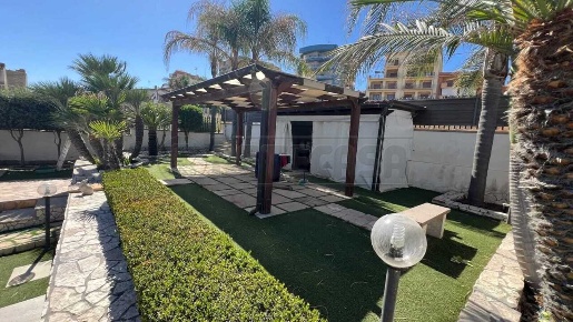 Foto Villa a schiera a Sciacca Centro di 120 m² con 10 locali in vendita