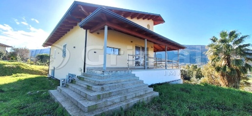 Foto Casa indipendente in Via Tempa delle Guardie snc, Albanella di 336 m²