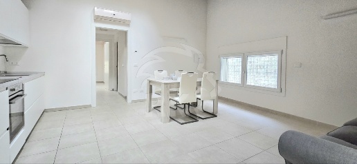 Foto Appartamento in Via Castiglione 87, Bologna Colli Castiglione di 77 m²