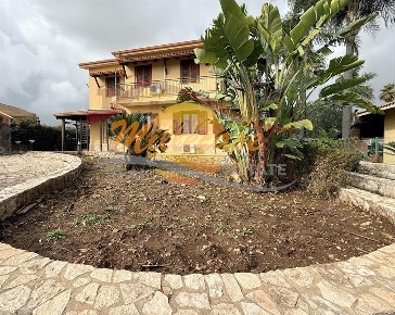 Foto Villa unifamiliare in VIA CAPUANA, Siracusa Belvedere - Tremmilia