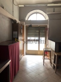 Foto Attività commerciale in Via S. Marco 20, Trieste San Giacomo di 65 m²