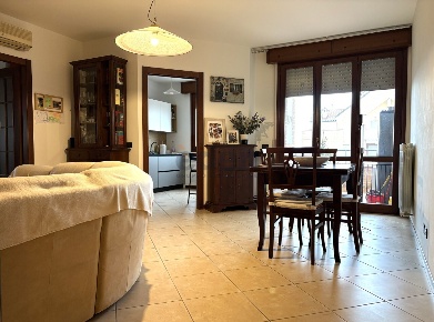 Foto Attico in Piazza Nazioni Unite 2, Castelfranco Emilia di 160 m²