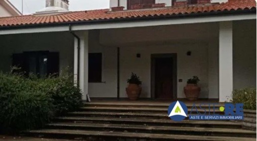 Foto Villa unifamiliare in Strada Palomba 5/A Viterbo, Viterbo di 190 m²