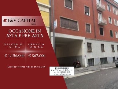 Foto Locale commerciale in Via Francesco Brioschi, Milano Pezzotti - Meda