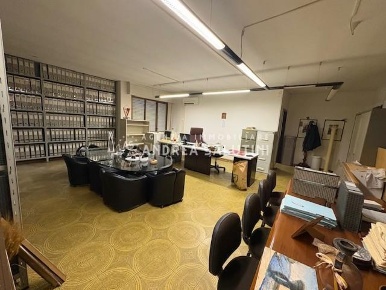 Foto Appartamento a Santa Croce sull'Arno Centro di 160 m² con 5 locali