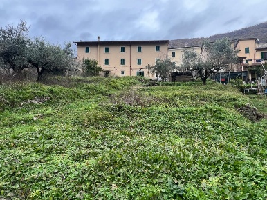 Foto Villa unifamiliare a Carrara Gragnana, Sorgnano, Torano di 2520 m²