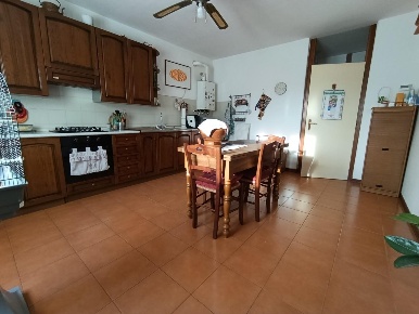 Foto Appartamento a Santo Stefano di Magra Centro di 95 m² con 4 locali