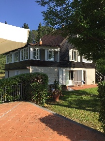 Foto Villa unifamiliare a Montelupo Fiorentino di 230 m² con 12 locali