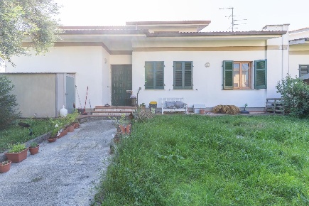 Foto Appartamento a Vinci Toiano di 112 m² con 5 locali in vendita