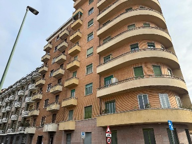 Foto Appartamento in Via Cassini 95, Torino Crocetta di 63 m² con 2 locali