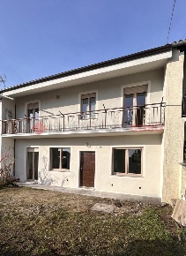 Foto Casa indipendente in Strada Costa 26, Cumiana Centro di 120 m²