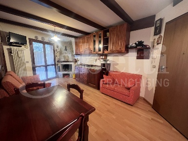 Foto Appartamento in Via Napoli 34, Roccaraso Centro di 58 m² con 3 locali