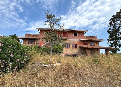 Foto Villa bifamiliare in Via dei rutuli snc, Aprilia di 440 m² in vendita