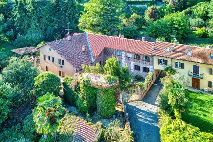 Foto Villa singola in Via Villa Lovera 11, Pino Torinese di 752 m²