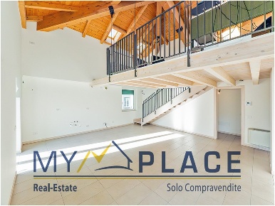 Foto Appartamento in Viale Dante Alighieri, Lecco Centro di 102 m²