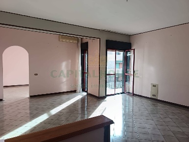 Foto Appartamento in Via Eleuterio Ruggiero, Caserta Via Ruggiero di 118 m²