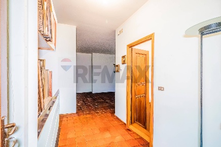 Foto Appartamento a Gazzuolo Centro di 110 m² con 6 locali in vendita