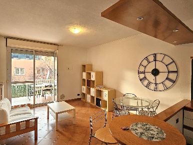 Foto Appartamento in Via Marzabotto, Genova Granarolo di 58 m² con 4 locali