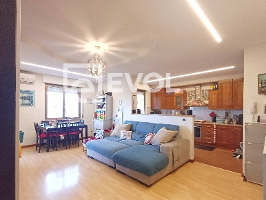 Foto Appartamento in via Argentina 00, Udine Via Cividale di 99 m²