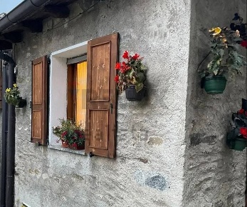 Foto Casa indipendente a Ponte di Legno Pezzo di 130 m² con 6 locali