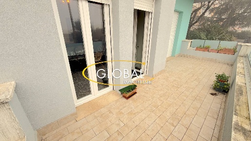 Foto Appartamento a Ancona Adriatico di 120 m² con 4 locali in vendita