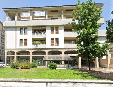 Foto Posti auto in Piazza Don Sturzo, Legnano di 15 m² con 1 locali