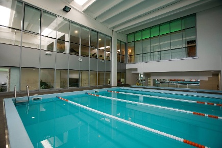 Foto Locale commerciale in Viale dei Pini 24, Termoli Centro di 1100 m²