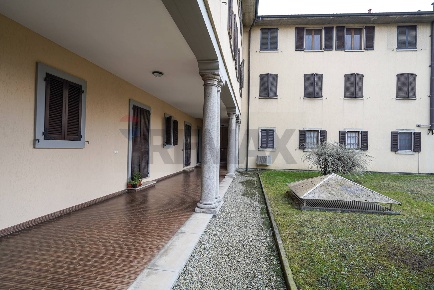 Foto Appartamento in via Guglielmo Marconi, Bonate Sopra Centro di 53 m²