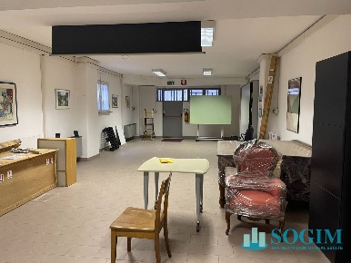 Foto Magazzino in via tintoretto 10, Cologno Monzese San Giuliano di 160 m²